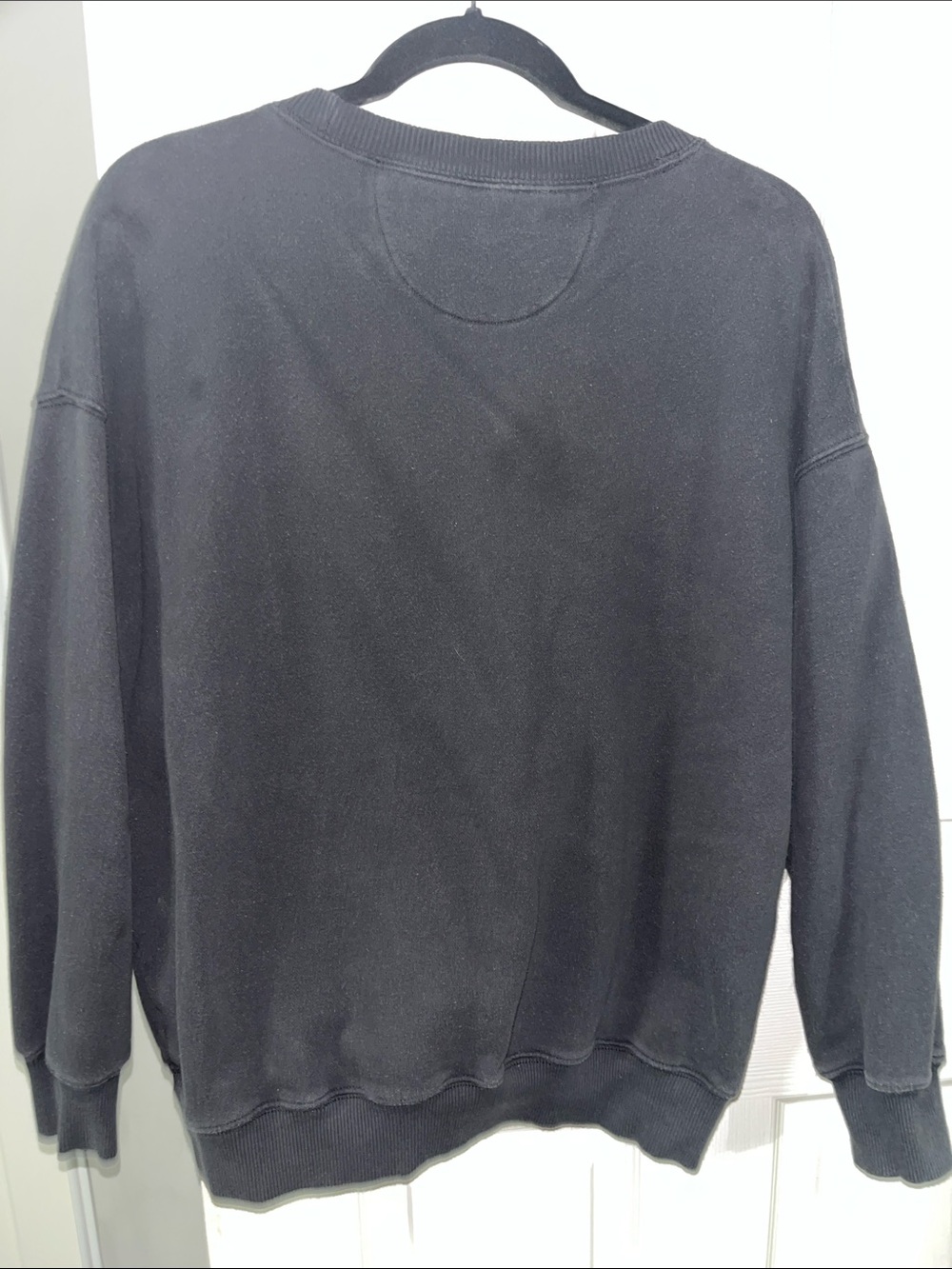 Oversized American Eagle Black Grateful Dead Skull Sweatshirt with Roses XS - Picture 4 of 4